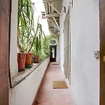 Florence Rental